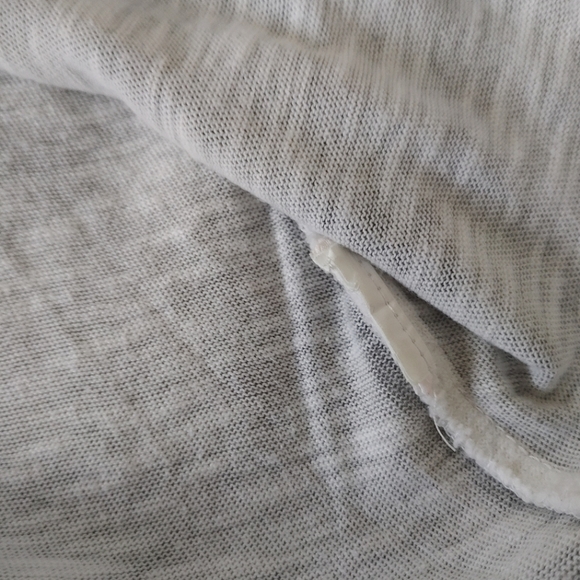 Calvin Klein Jeans distressed grey t-shirt. Size M - Picture 11 of 12